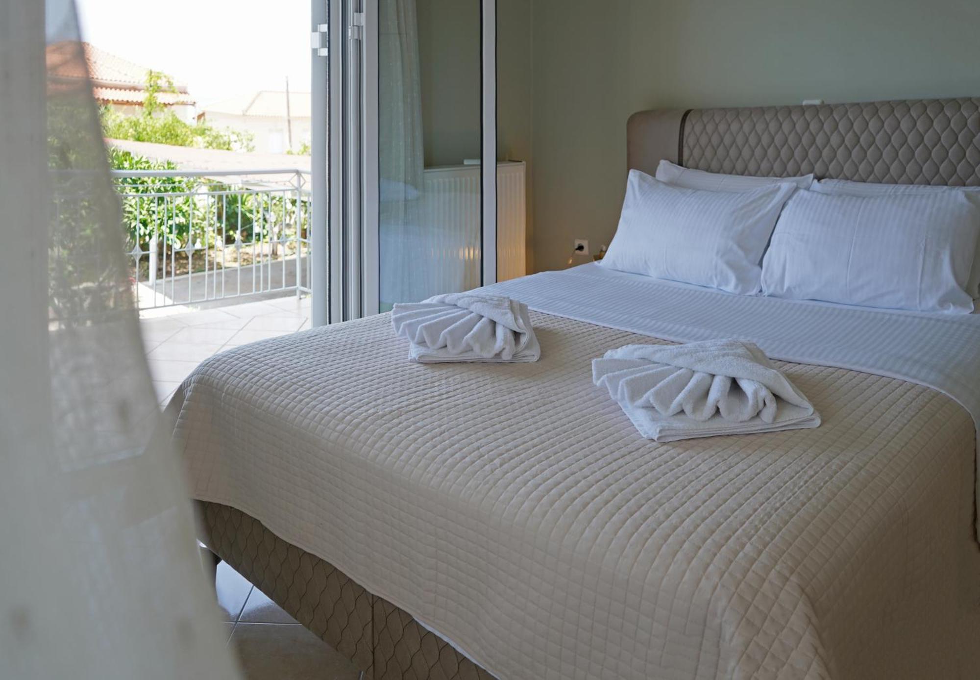 Kalimera Suite Kalamata Exterior photo