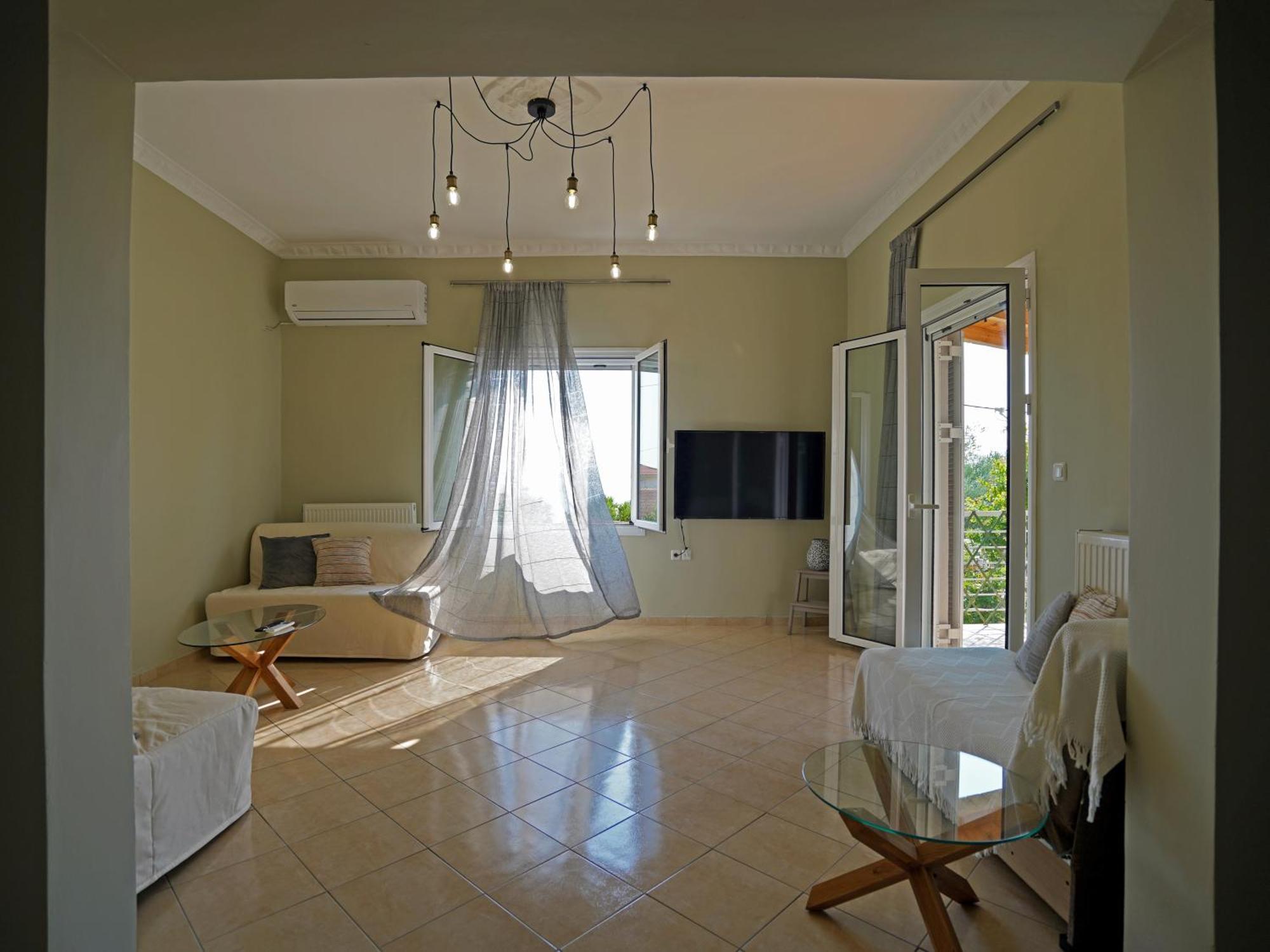 Kalimera Suite Kalamata Exterior photo